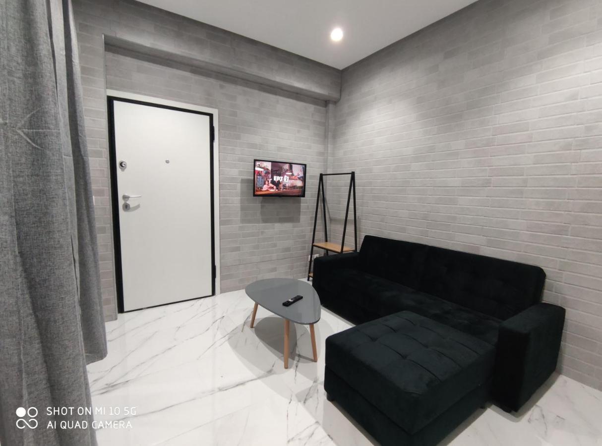 Modern With A Huge Terrace Apartment Athens