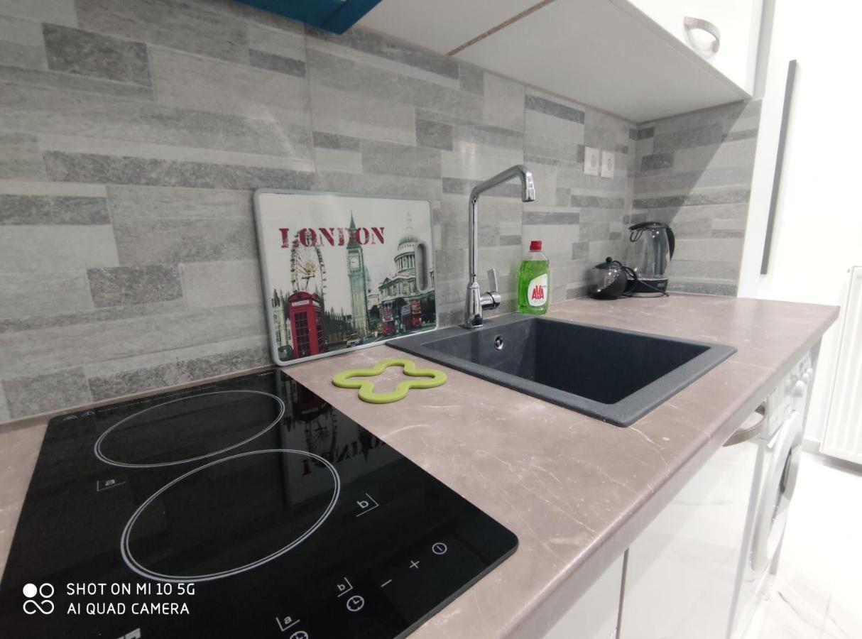 Modern With A Huge Terrace Apartment Athens