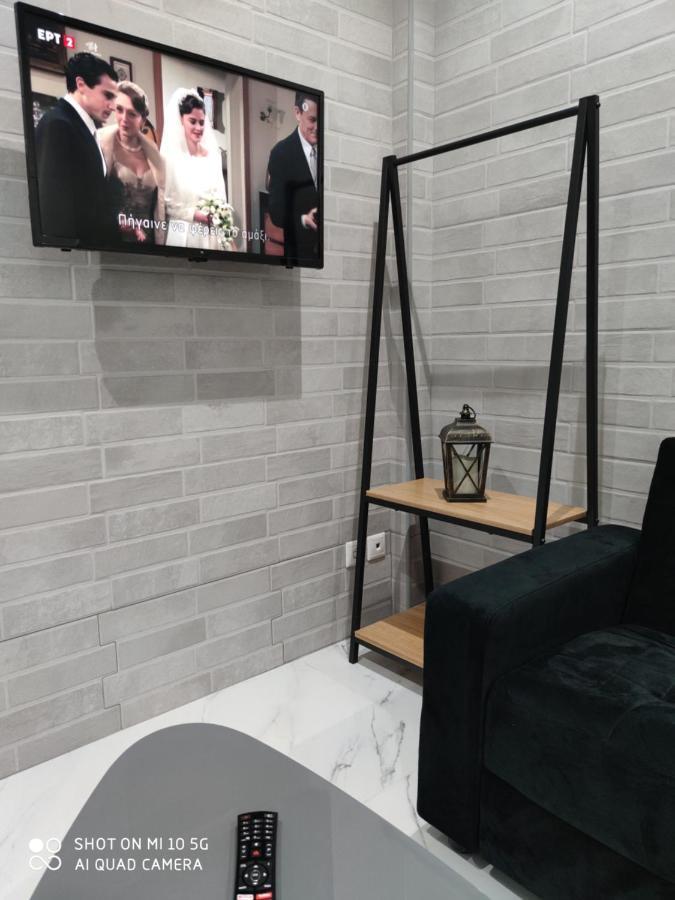 Апартаменты Modern With A Huge Terrace Афины